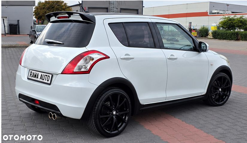 Suzuki Swift 2011 photo 2