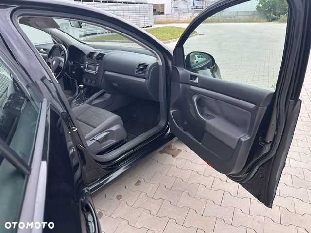 Volkswagen Golf 1.9 TDI Tour - 9