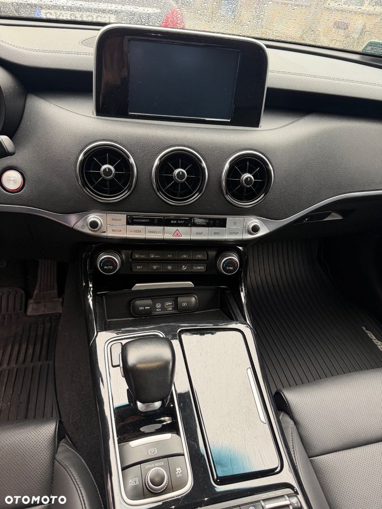 Kia Stinger 2.0 T-GDI XL - 9