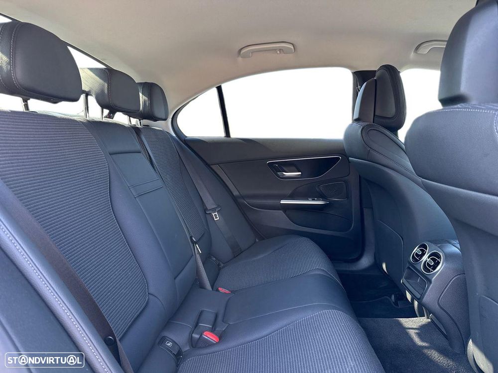 Mercedes-Benz C 300 - 16