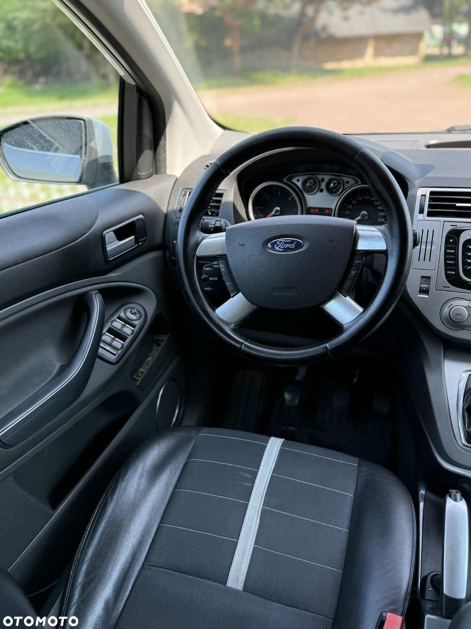 Ford Kuga 2.0 TDCi Trend - 14