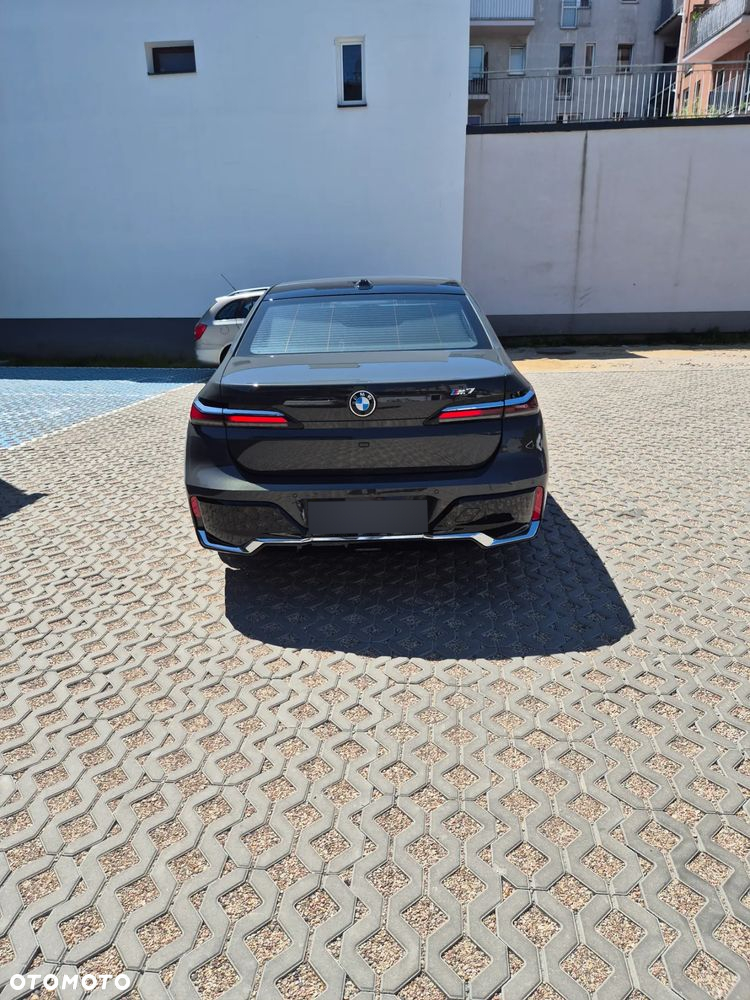 BMW Seria 7 740d xDrive - 4