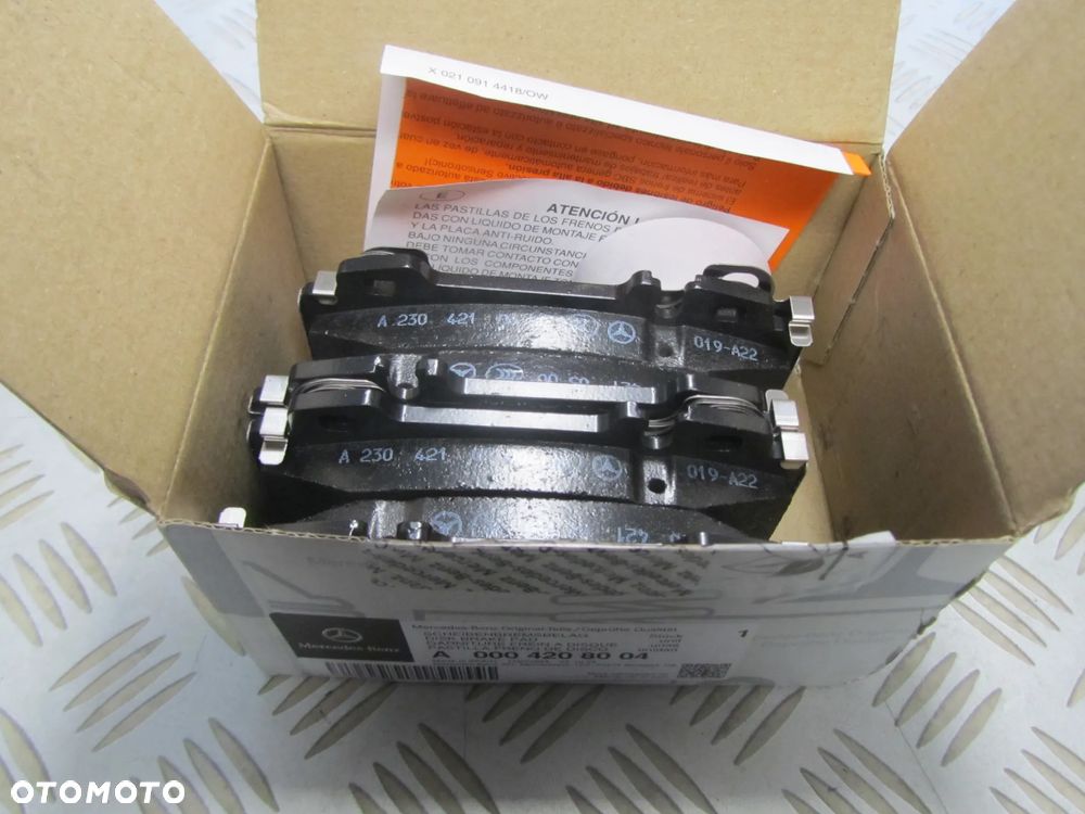 KLOCKI 0004208004 - 2