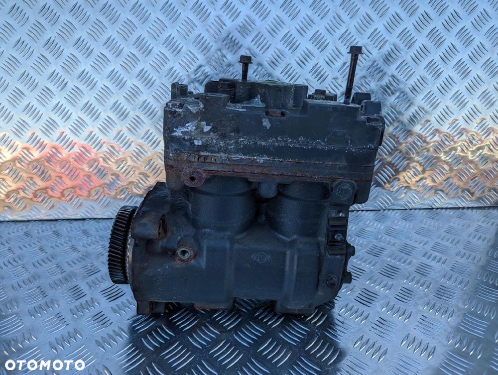 KOMPRESOR SPRĘŻARKA POWIETRZA SCANIA NTG - 1