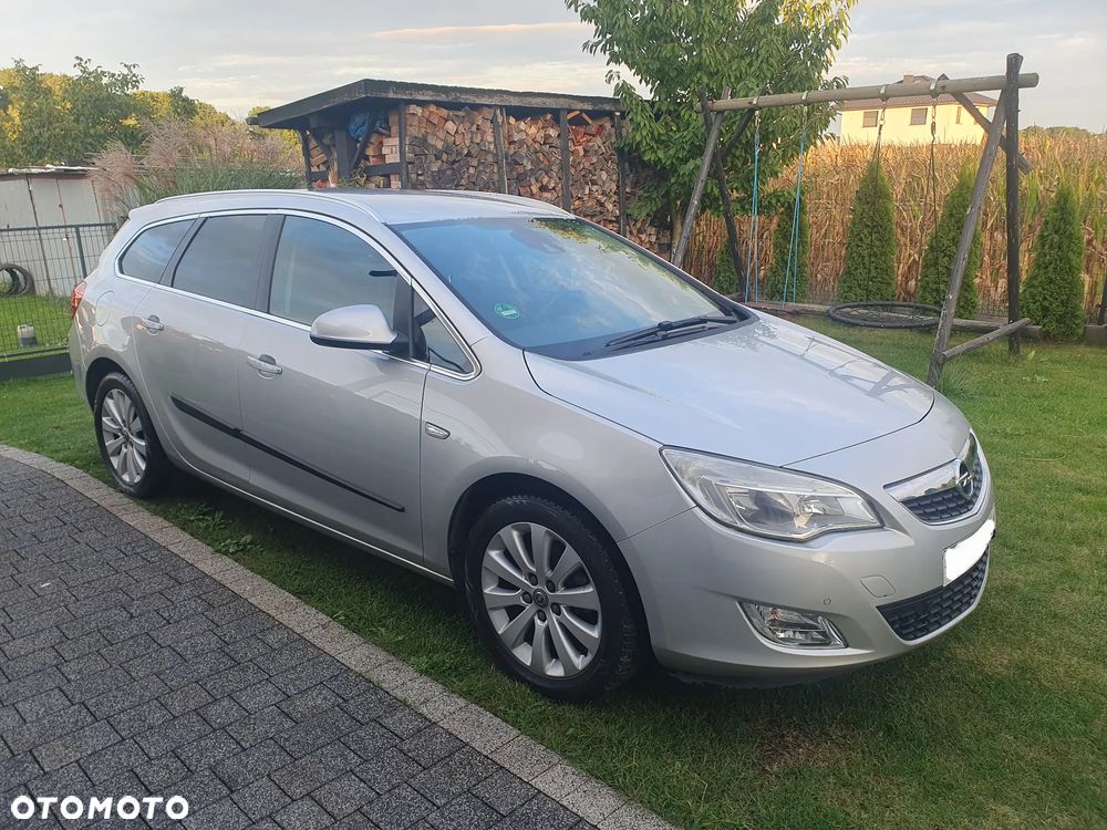 Opel Astra IV 1.6 T Cosmo - 2