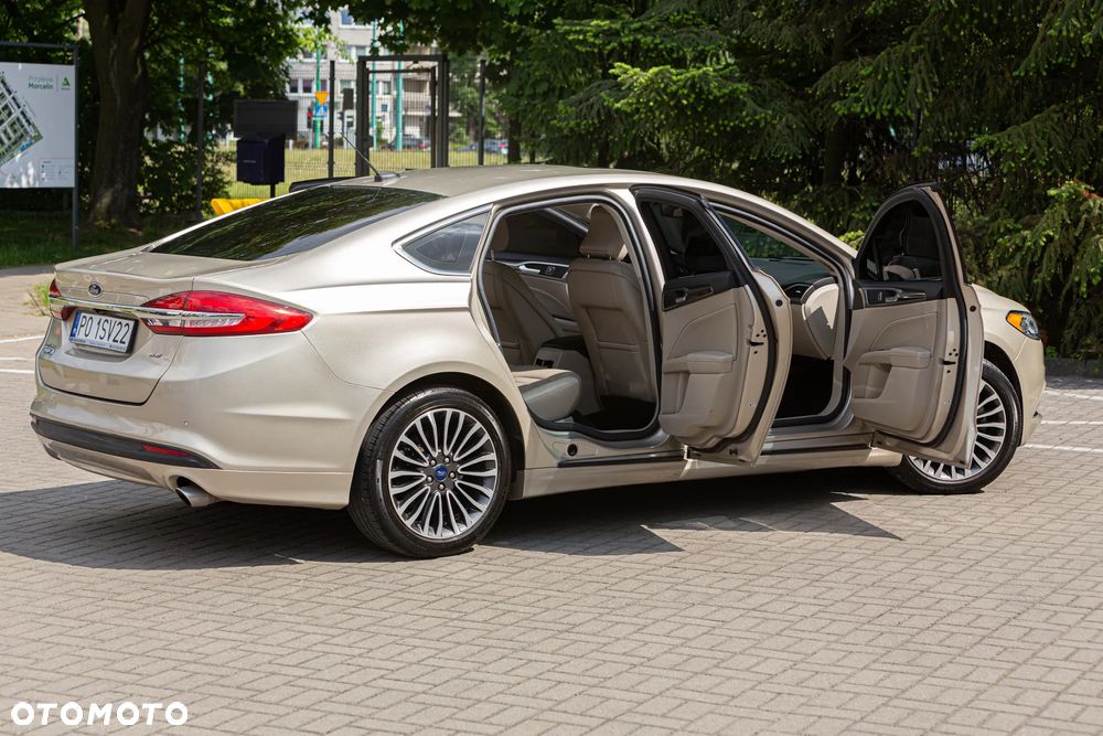 Ford Fusion ver-2-0-ecoboost-titanium - 10
