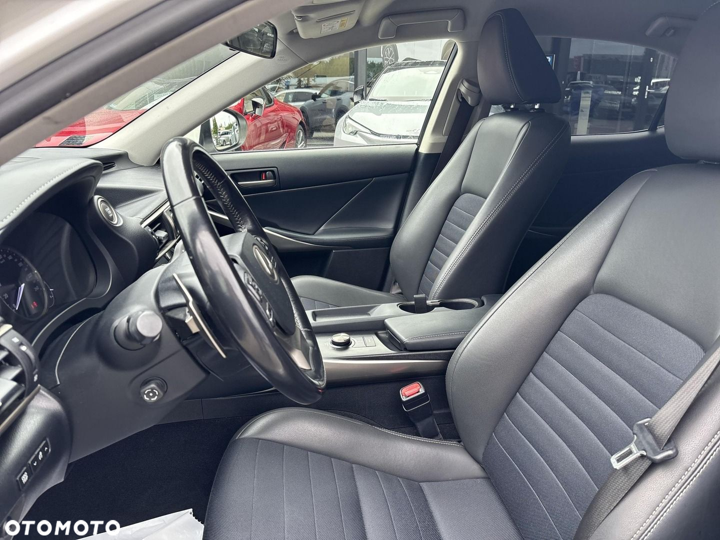 Lexus IS 200t Elegance - 20