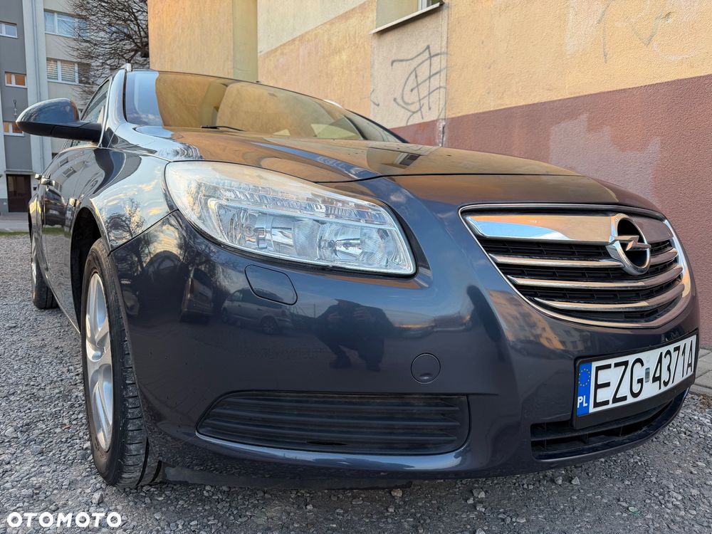 Opel Insignia 1.8 - 1