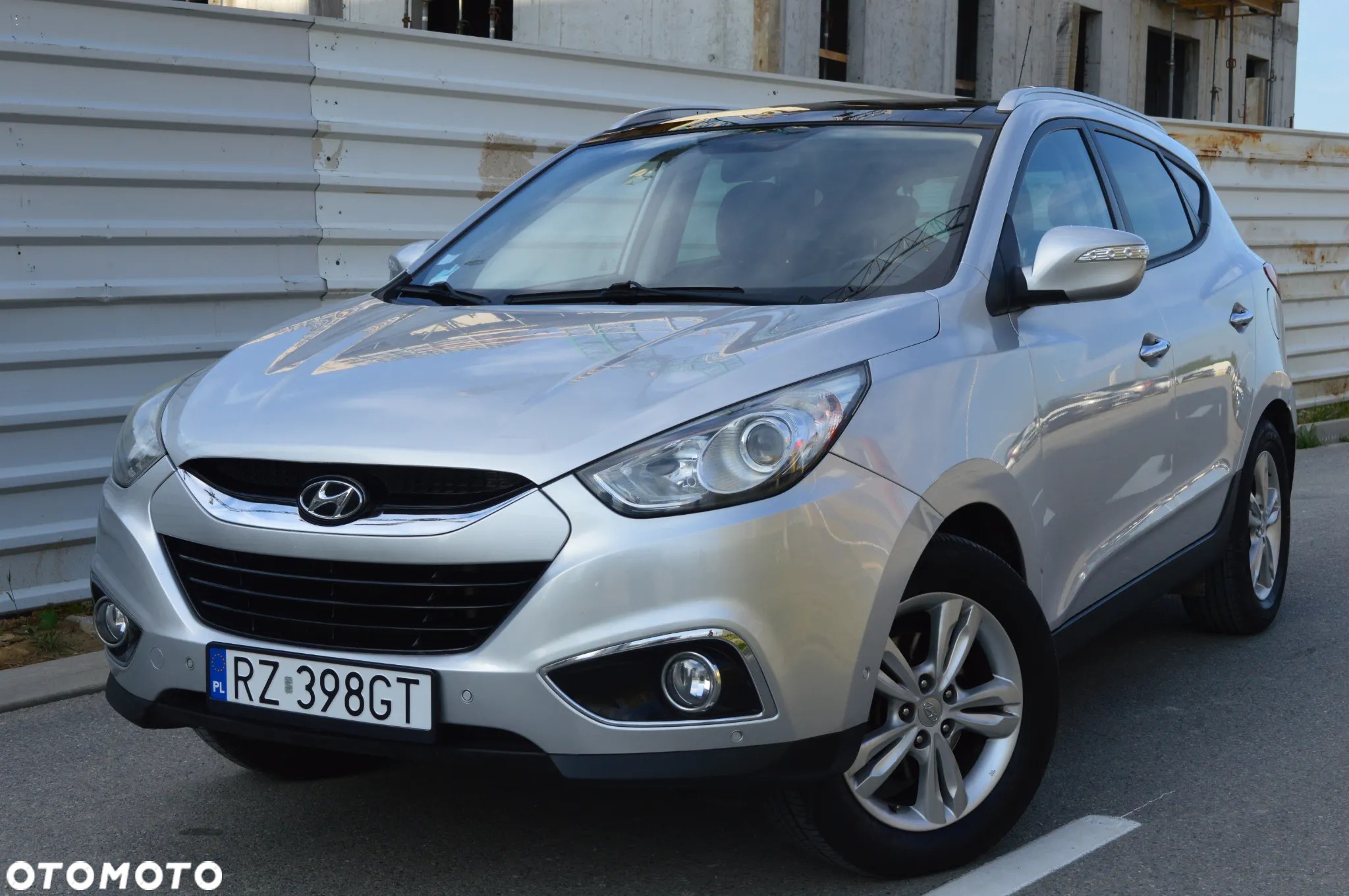 Hyundai ix35 1.7 CRDi 2WD blue Finale Silver - 2