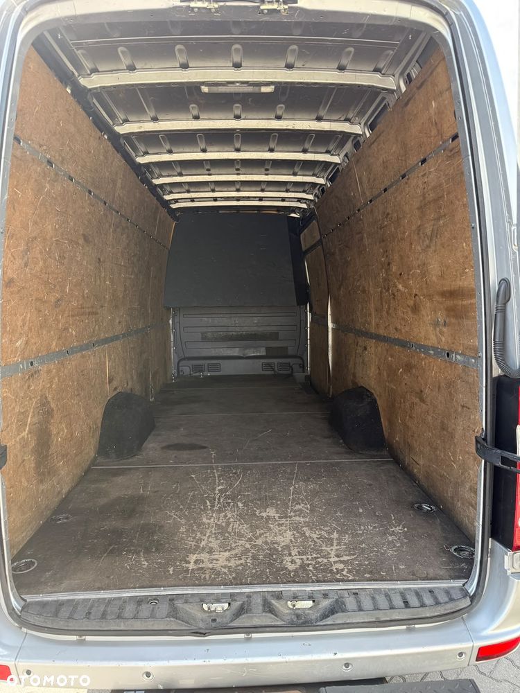 Mercedes-Benz Sprinter - 10