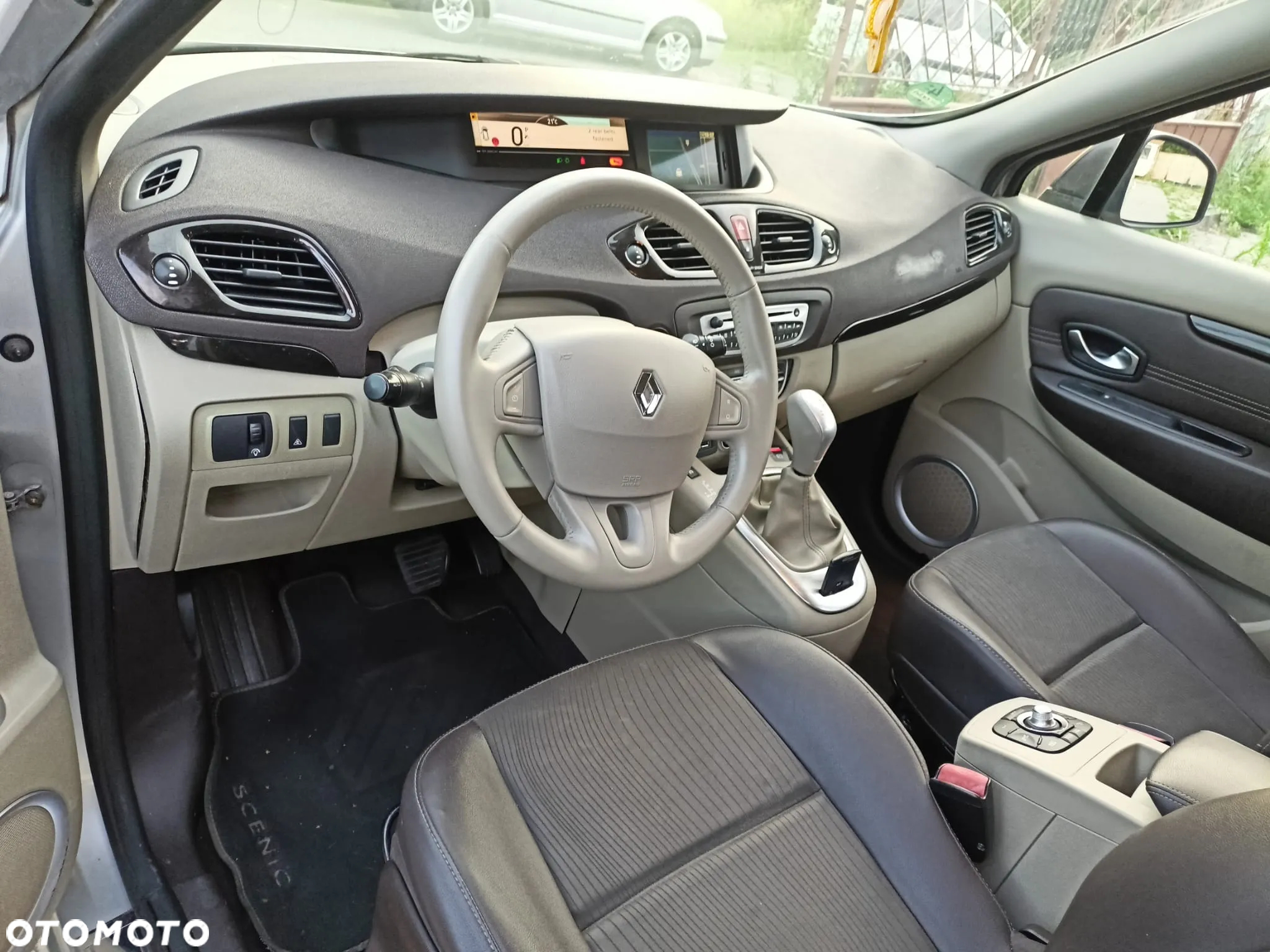 Renault Grand Scenic dCi 150 FAP Luxe - 23