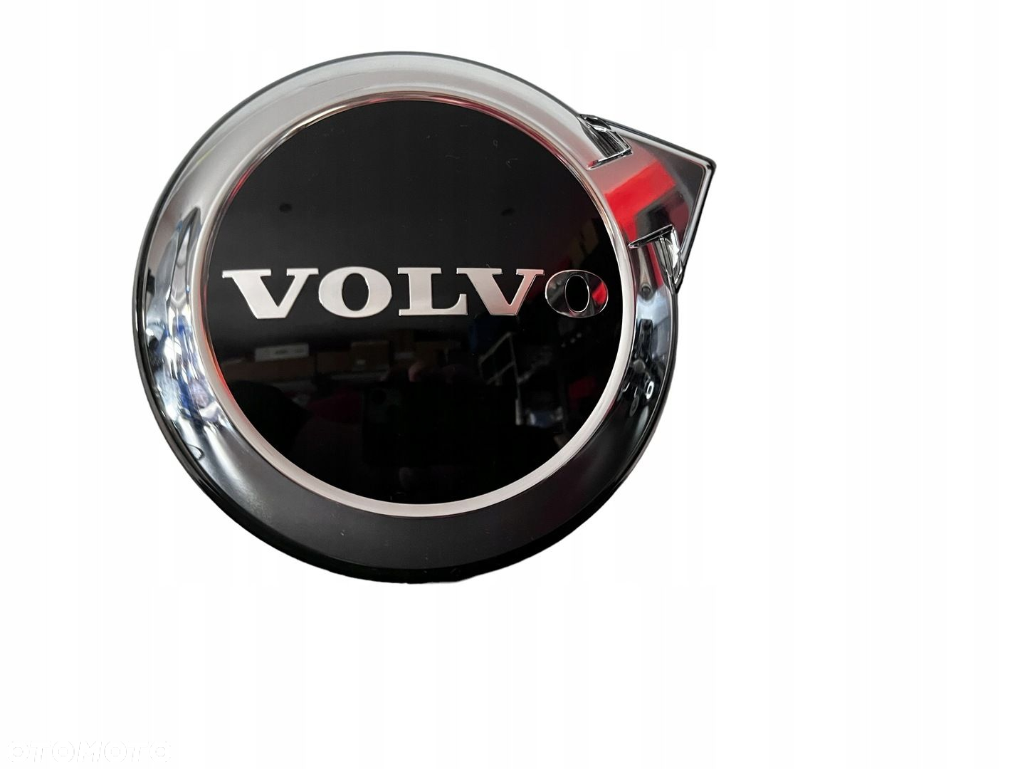 VOLVO C40 S90 V90 XC60 EMBLEMAT ZNACZEK 32337963 - 2