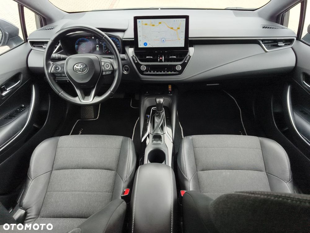 Toyota Corolla - 11