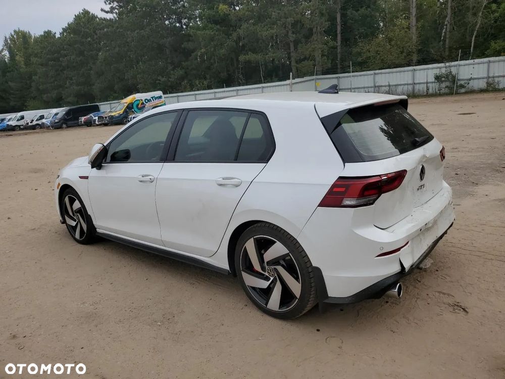 Volkswagen Golf VIII 2.0 TSI GTI DSG - 2