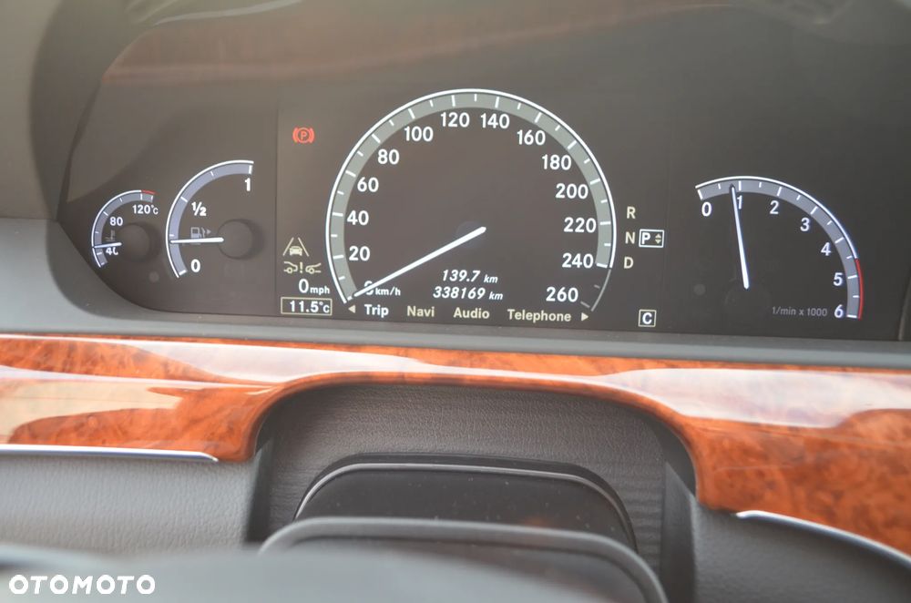 Mercedes-Benz Klasa S 350 CDI 4Matic DPF 7G-TRONIC BlueEFFICIENCY - 24