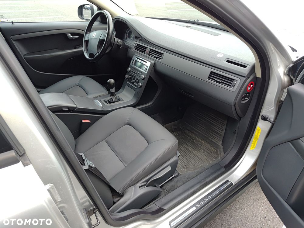 Volvo V70 2.0 Kinetic - 18