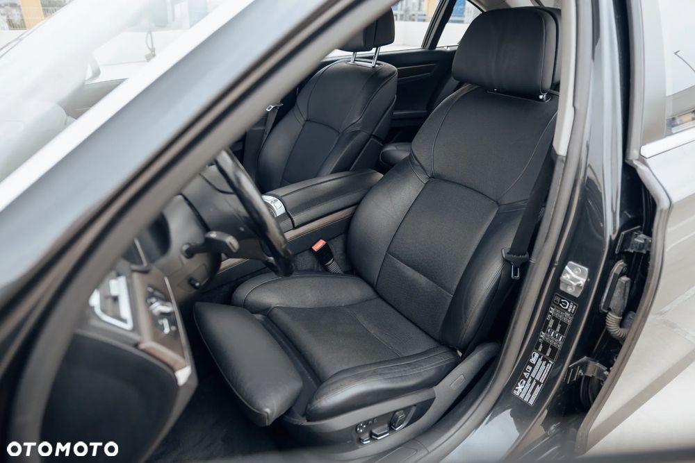 BMW Seria 7 750i L xDrive - 19