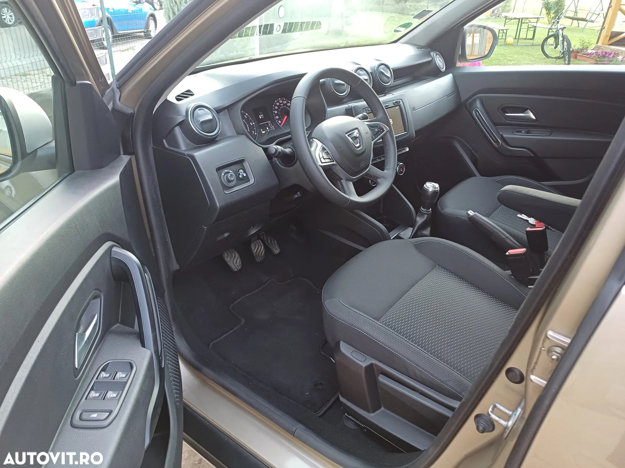 Dacia Duster 1.6 SCe Prestige jante 16" - 7