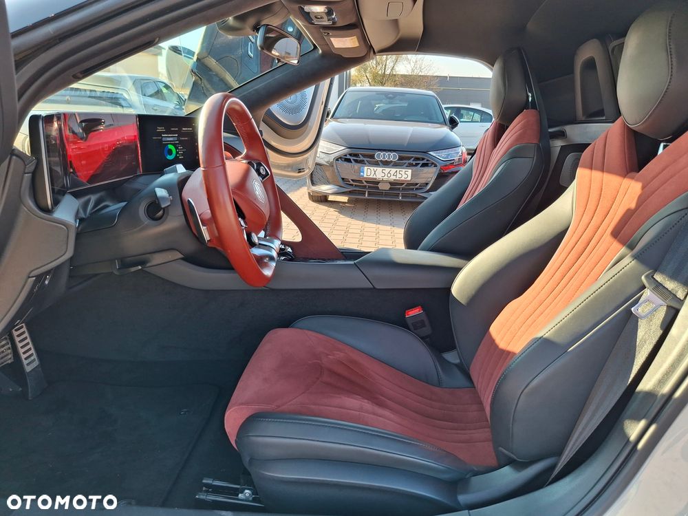 MG Cyberster 77kWh AWD Czerwony Dach - 7