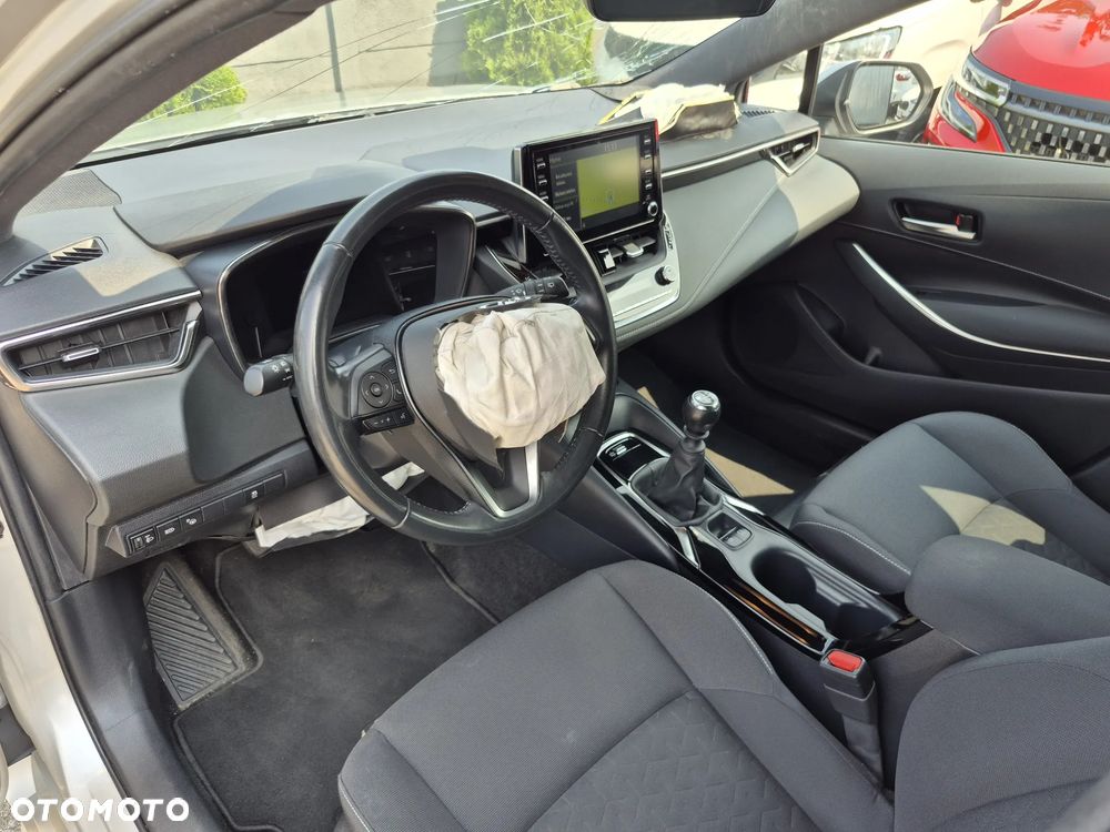 Toyota Corolla 1.2 T Comfort - 17