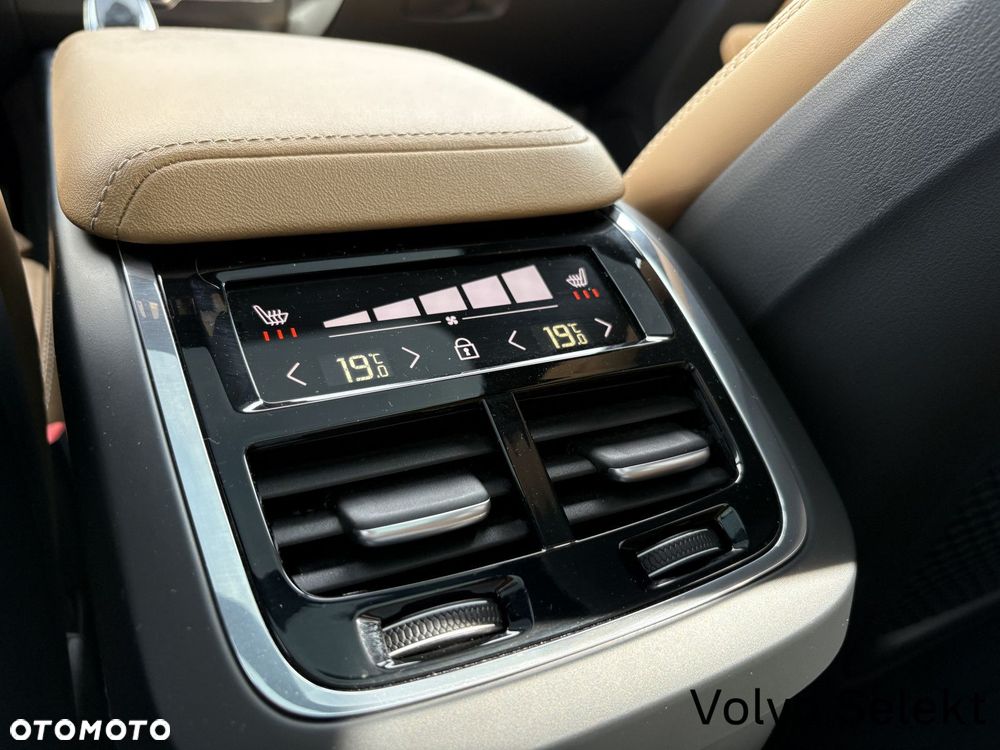 Volvo XC 60 - 26