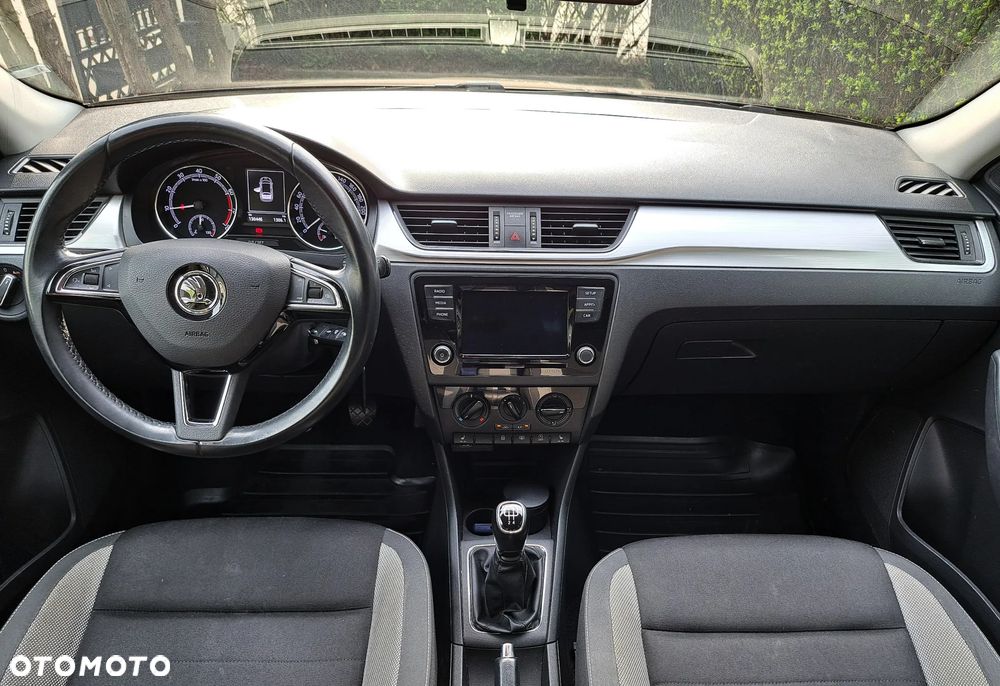 Skoda RAPID 1.0 TSI Ambition - 18