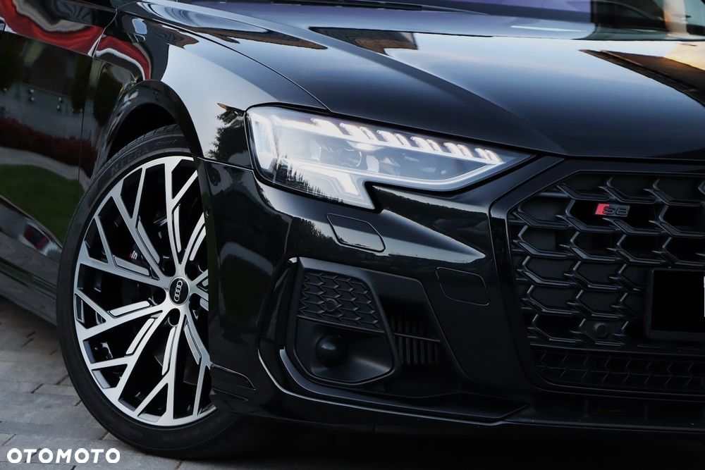Audi S8 - 13