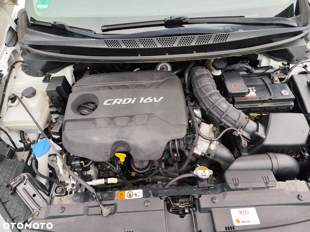 Kia Ceed 1.6 CRDi 128 ISG Dream Team Edition - 29