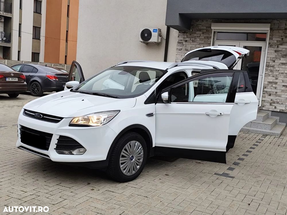 Ford Kuga - 9