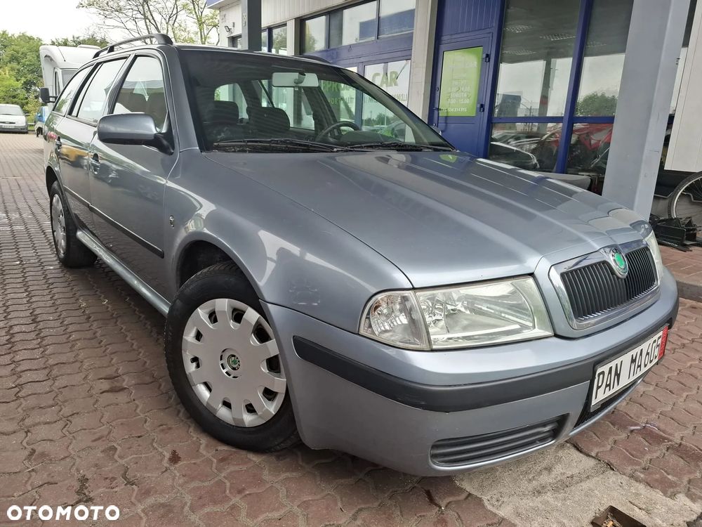 Skoda Octavia 1.6 Tour Plus - 1