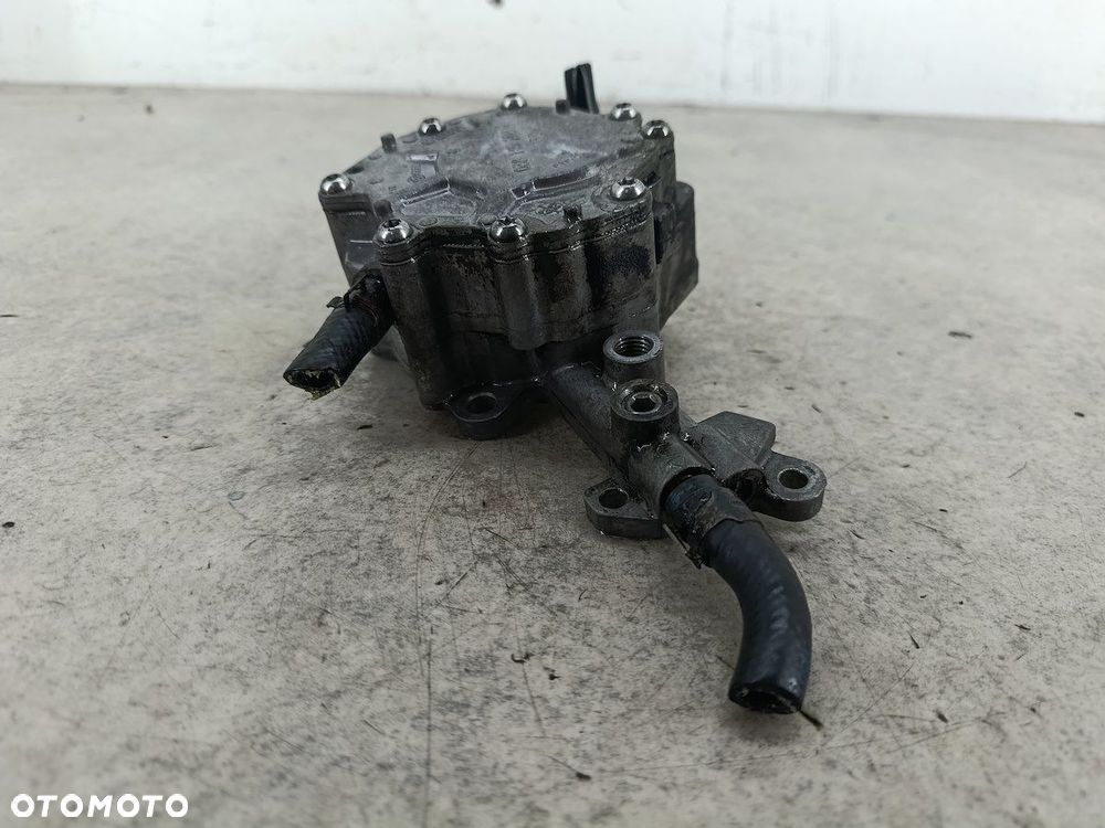 POMPA VACUM SEAT LEON II 038145209M BOSCH 1.9 TDI - 4