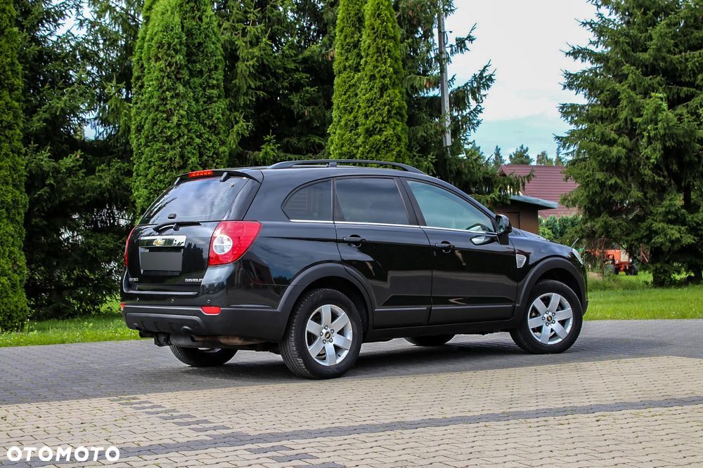 Chevrolet Captiva 2.4 2WD 7 Sitzer LS - 16