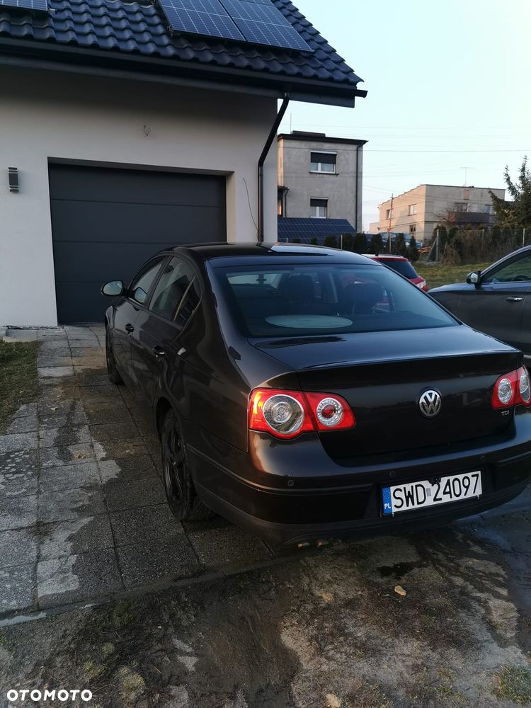 Volkswagen Passat 1.9 TDI Comfortline - 3