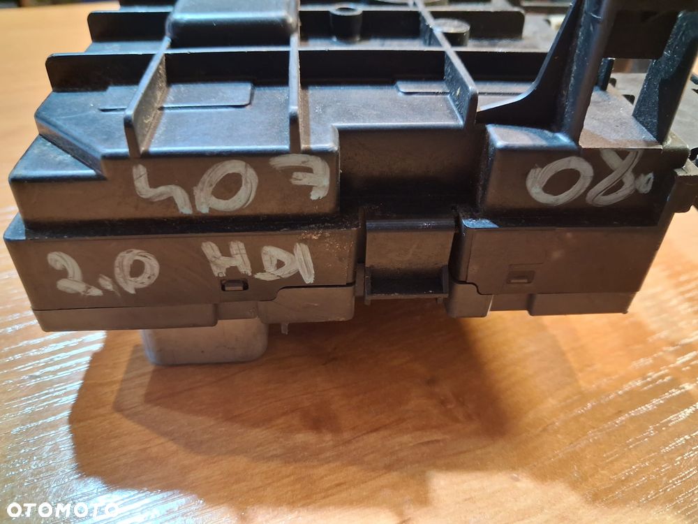 Moduł skrzynka bezpieczników BSM  CITROEN PEUGEOT  9667044980 - 3