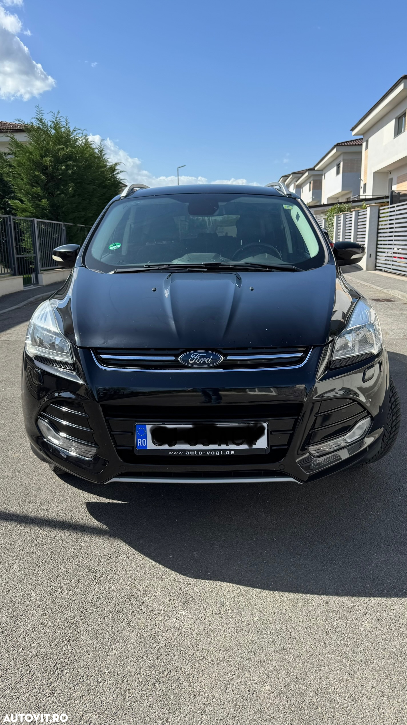 Ford Kuga 2.0 TDCi 4WD Titanium - 4