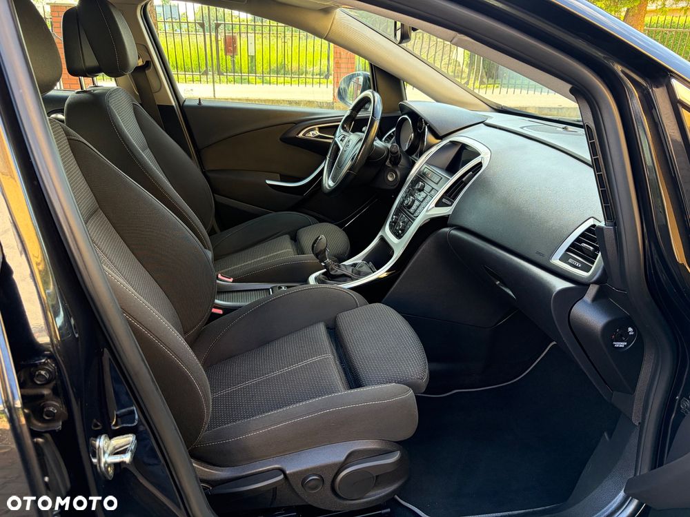 Opel Astra 1.4 Turbo - 27