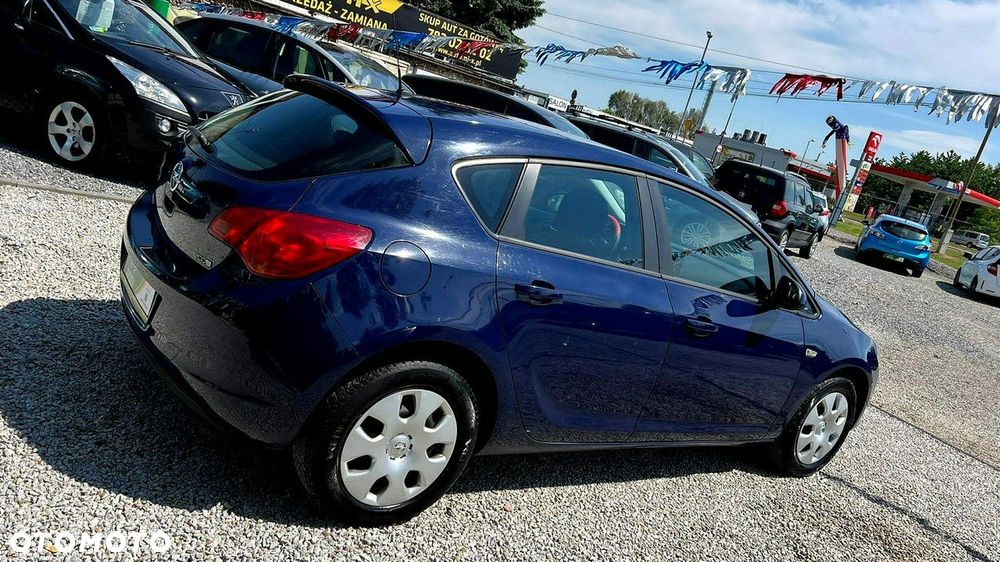 Opel Astra - 19