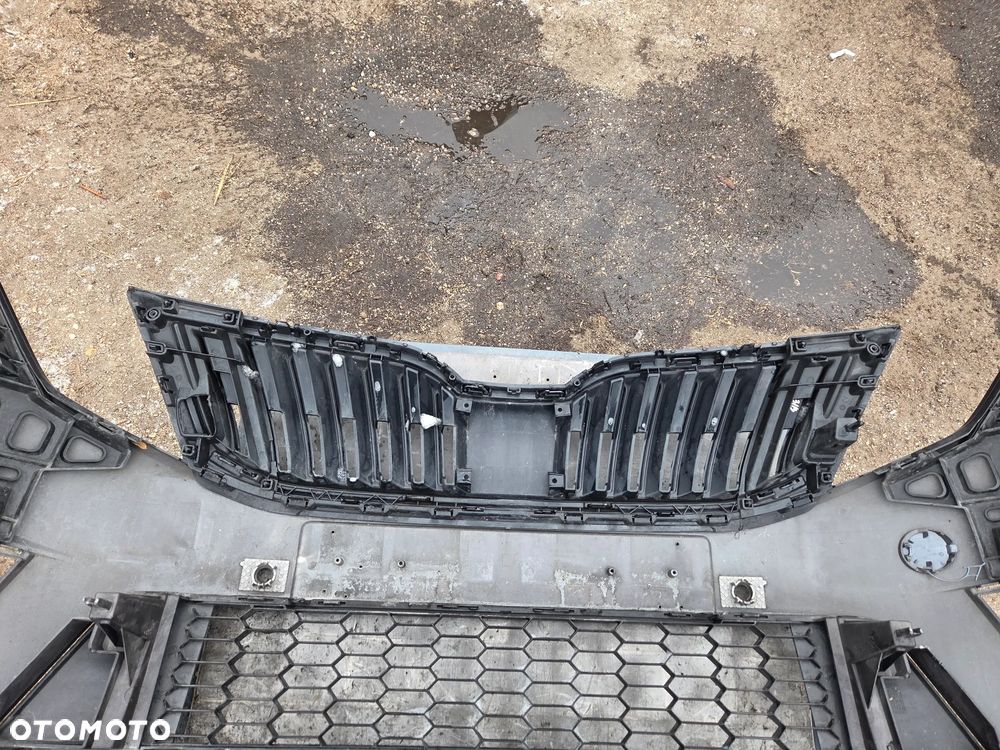 Zderzak przód przedni Skoda Octavia III RS Lift 5E0807221AA - 27