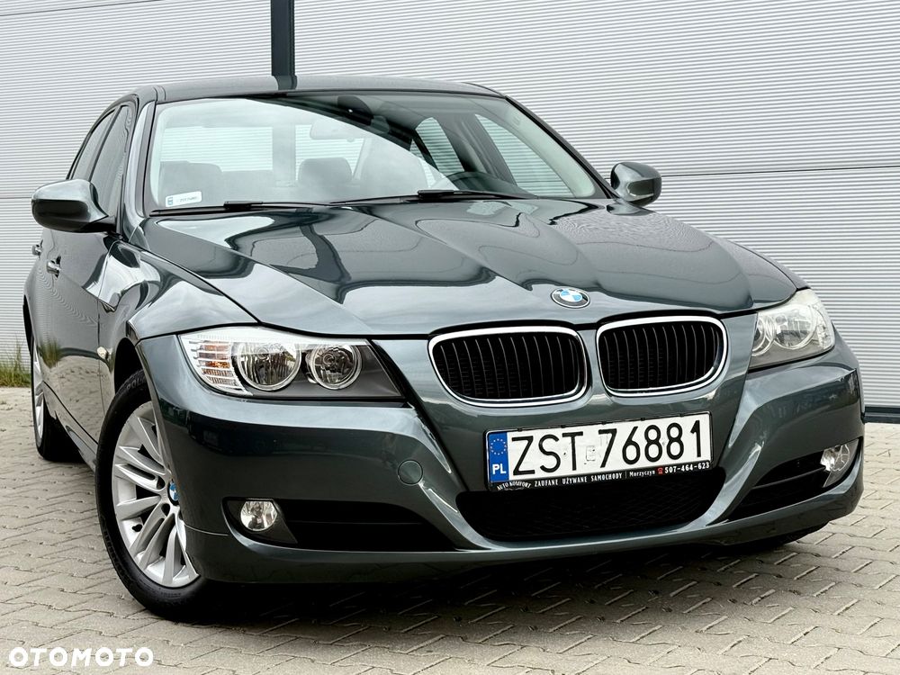 BMW Seria 3 320i Edition Sport - 9
