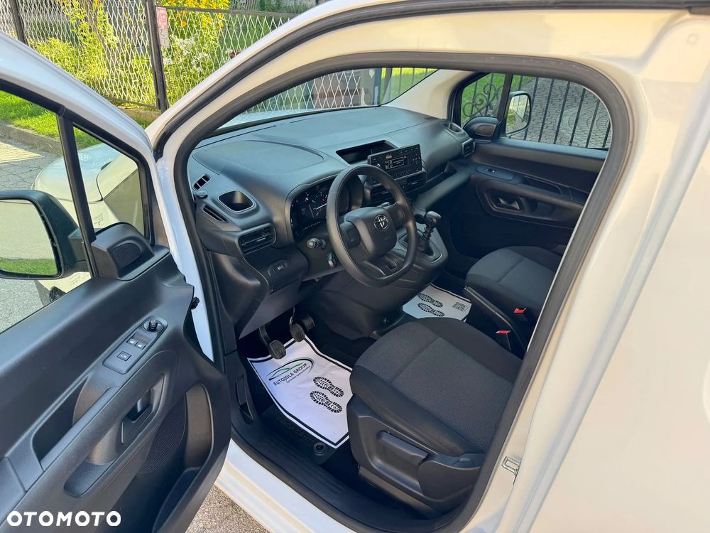 Toyota Proace City LONG - 10