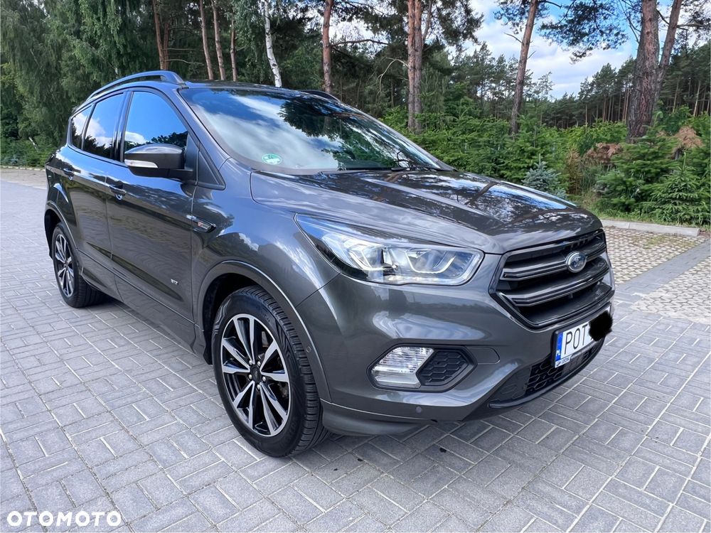 Ford Kuga 2.0 TDCi AWD ST-Line - 4