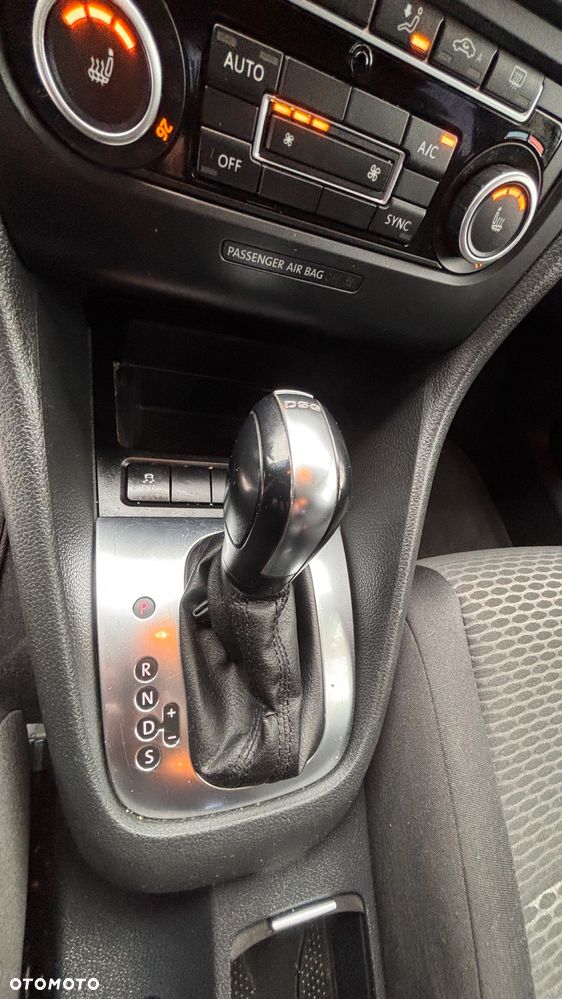 Volkswagen Golf 1.6 TDI DPF BlueMotion Technology DSG Comfortline - 19