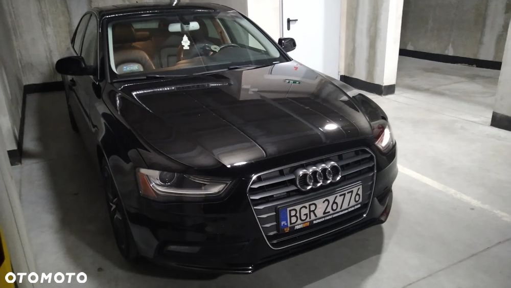 Audi A4 Limousine - 12