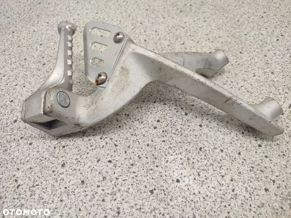 Set prawy tył, podnożek pasażera Aprilia RSV4 Tuono 1000 - 2