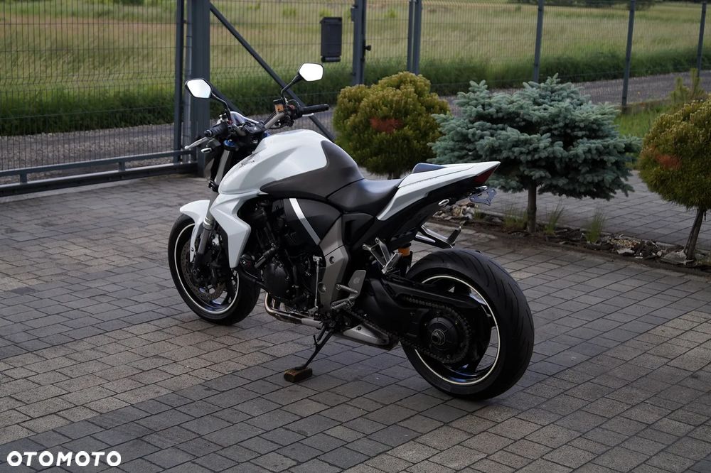 Honda CB - 8