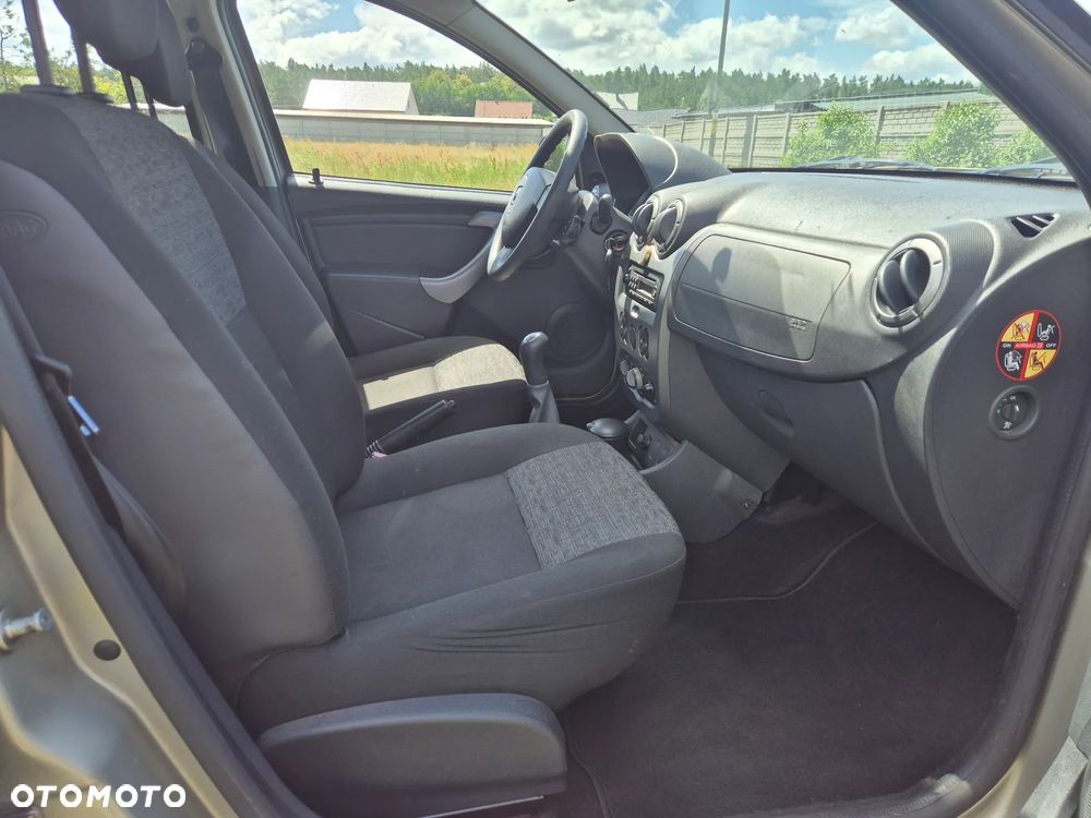 Dacia Duster 1.6 16V 4x2 Delsey - 11