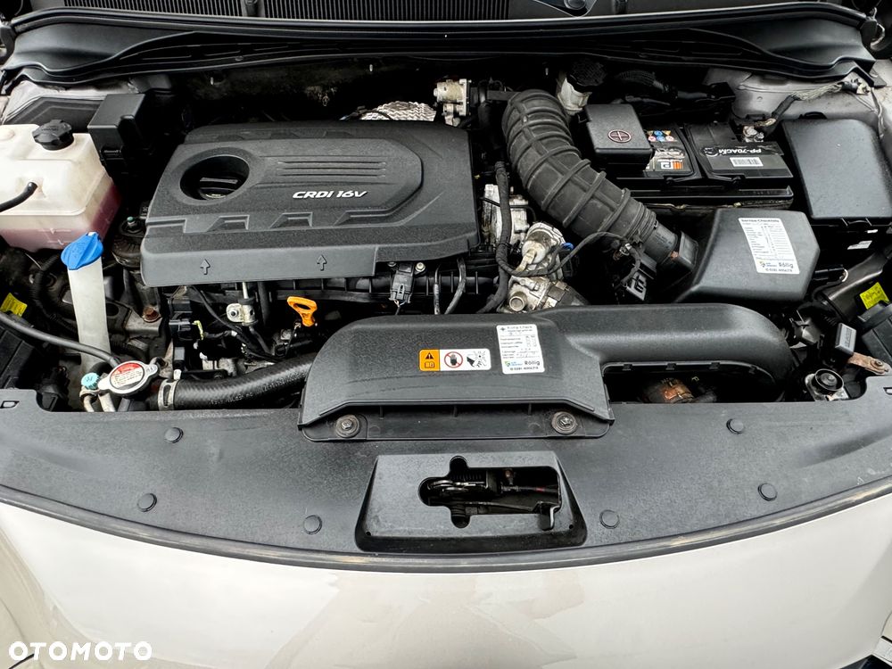 Hyundai i40 Kombi 1.7 CRDi DCT Premium - 26