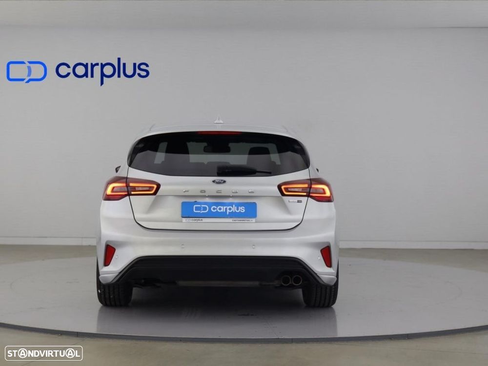 Ford Focus 1.0 EcoBoost ST-Line Aut. — fotografia 6