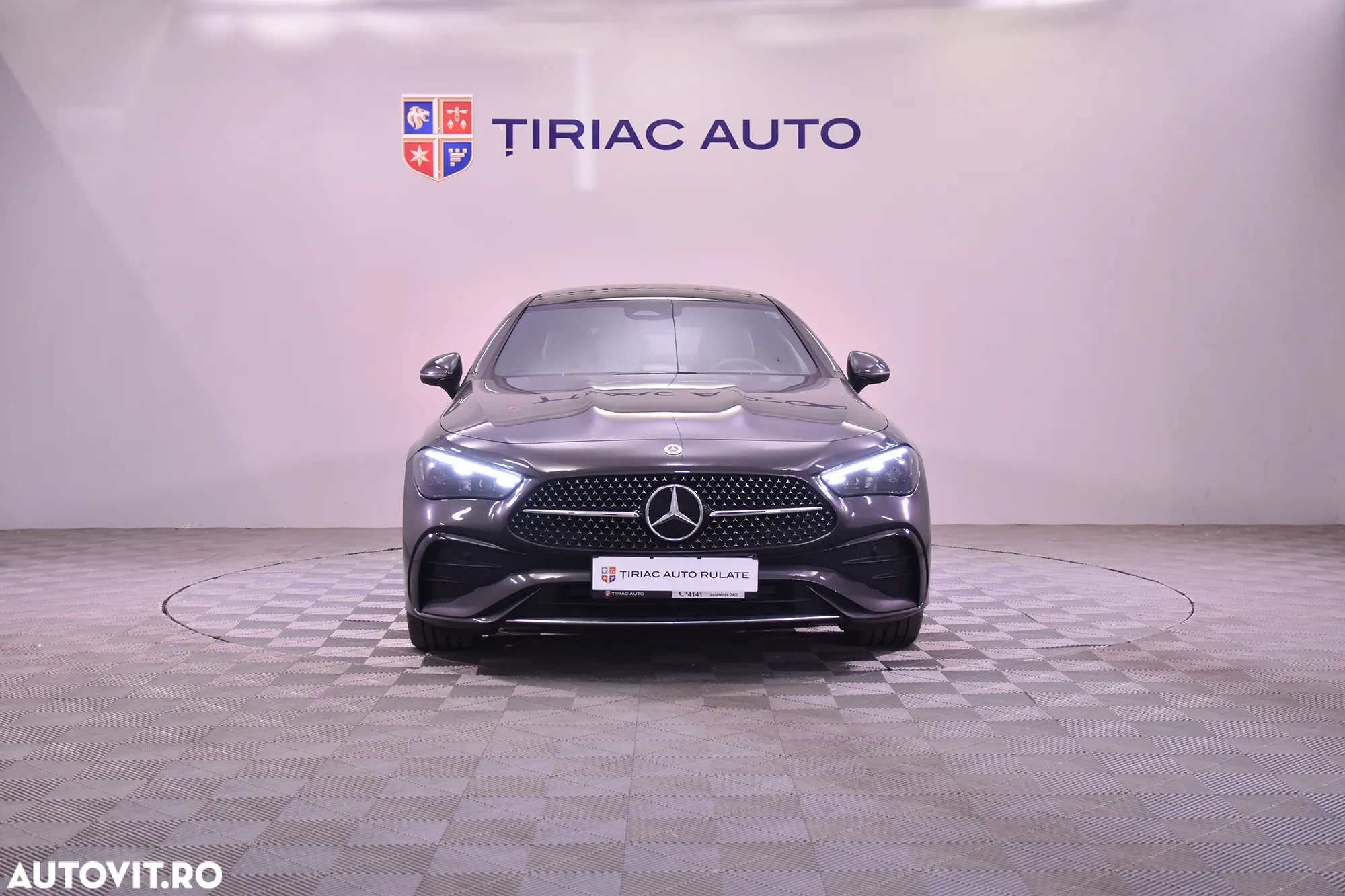 Mercedes-Benz CLE 300 4MATIC Coupe Aut. MHEV - 8