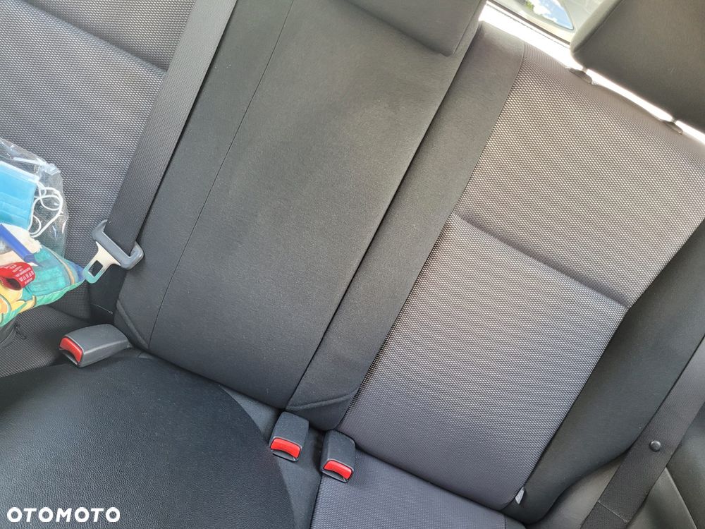 Toyota Corolla 1.4 VVT-i Luna - 5